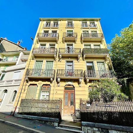 Studio Centre Ville Avec Ascenseur 3Min Des Thermes Aix-les-Bains Bagian luar foto