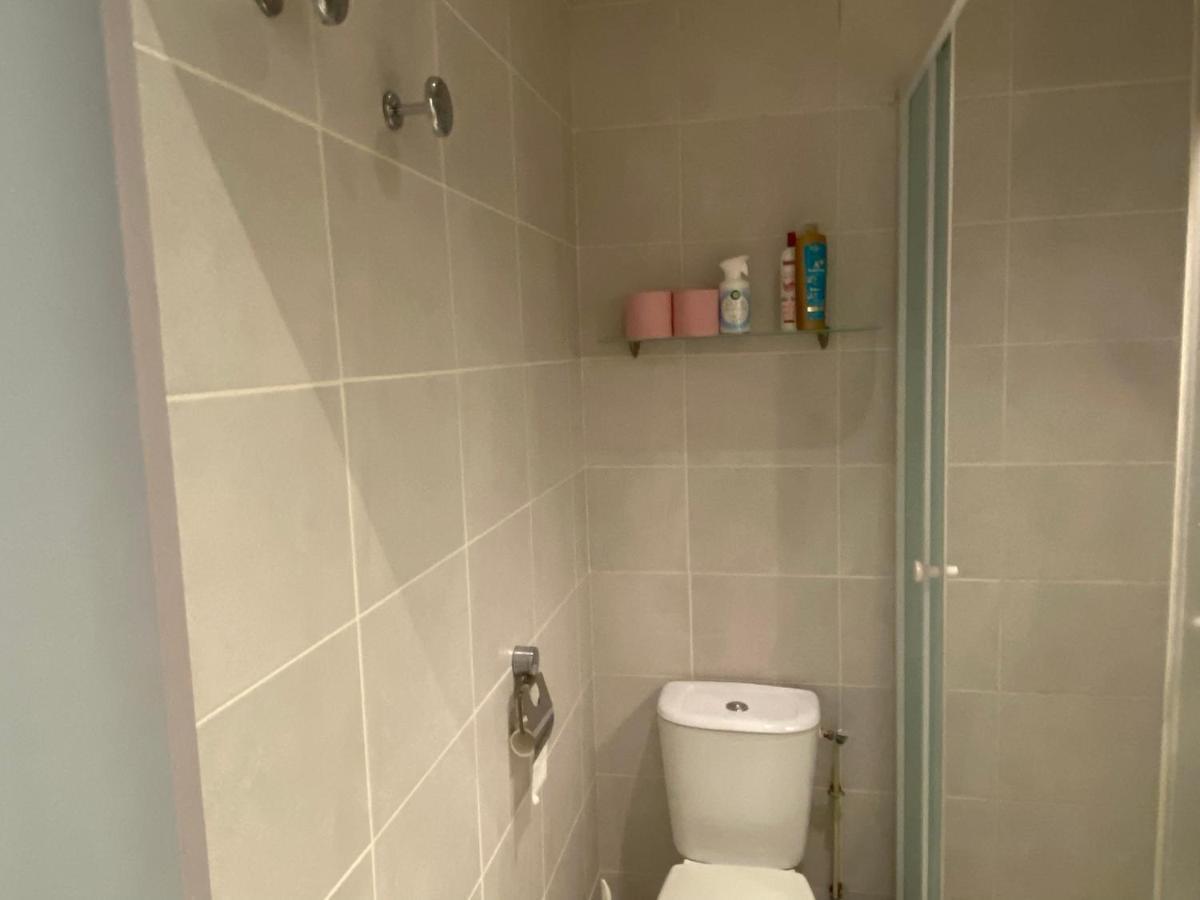 Studio Centre Ville Avec Ascenseur 3Min Des Thermes Aix-les-Bains Bagian luar foto